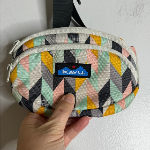Kavu Multicolor 2 Pocket Belt Bag Fanny Pack CP - Picture 2 of 7